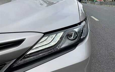 Toyota Camry, 2022 год, 2 220 000 рублей, 10 фотография