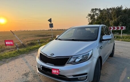 KIA Rio III рестайлинг, 2015 год, 800 000 рублей, 1 фотография