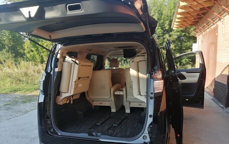 Toyota Vellfire II, 2016 год, 3 850 000 рублей, 10 фотография