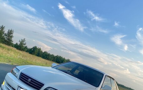 Toyota Chaser VI, 2000 год, 1 050 000 рублей, 2 фотография