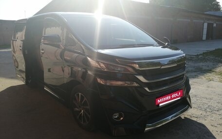 Toyota Vellfire II, 2016 год, 3 850 000 рублей, 3 фотография