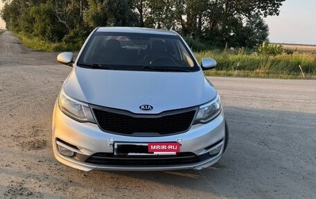 KIA Rio III рестайлинг, 2015 год, 800 000 рублей, 4 фотография