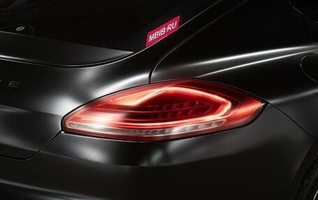 Porsche Panamera II рестайлинг, 2015 год, 4 500 000 рублей, 26 фотография