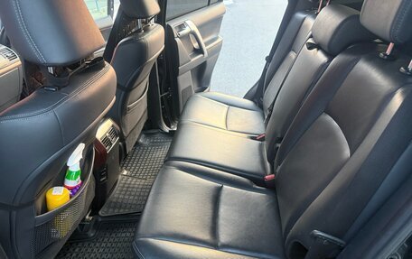Toyota Land Cruiser Prado 150 рестайлинг 2, 2017 год, 4 499 000 рублей, 6 фотография