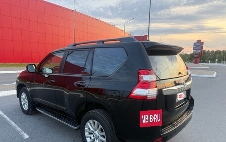 Toyota Land Cruiser Prado 150 рестайлинг 2, 2017 год, 4 499 000 рублей, 7 фотография