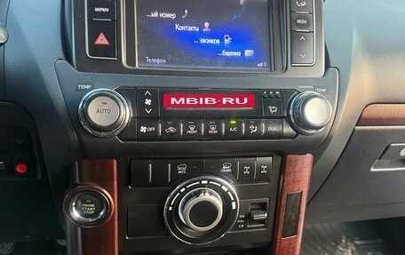 Toyota Land Cruiser Prado 150 рестайлинг 2, 2017 год, 4 499 000 рублей, 5 фотография