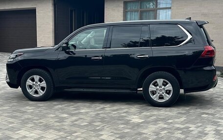 Lexus LX III, 2016 год, 6 950 000 рублей, 3 фотография