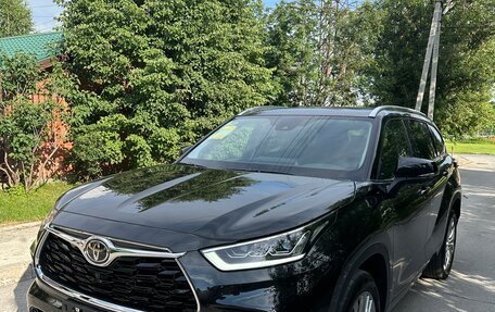 Toyota Highlander, 2025 год, 4 780 000 рублей, 2 фотография