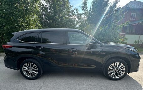 Toyota Highlander, 2025 год, 4 780 000 рублей, 5 фотография
