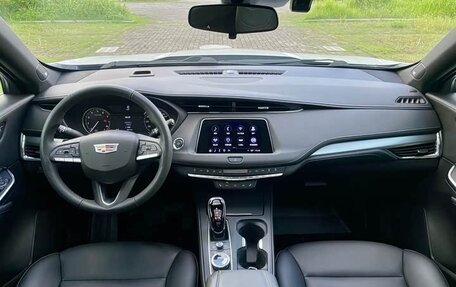 Cadillac XT4 I, 2022 год, 2 170 010 рублей, 12 фотография
