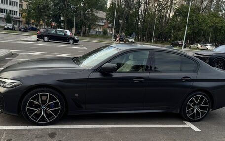 BMW 5 серия, 2021 год, 7 050 000 рублей, 2 фотография