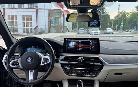 BMW 5 серия, 2021 год, 7 050 000 рублей, 15 фотография