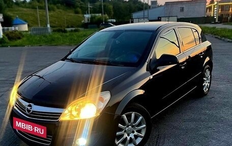 Opel Astra H, 2013 год, 550 000 рублей, 2 фотография