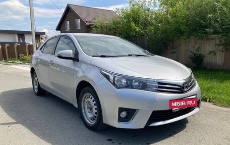 Toyota Corolla, 2013 год, 1 099 000 рублей, 2 фотография