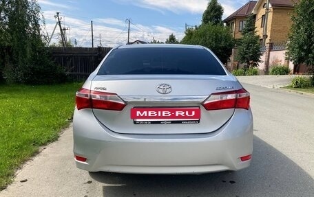 Toyota Corolla, 2013 год, 1 099 000 рублей, 3 фотография