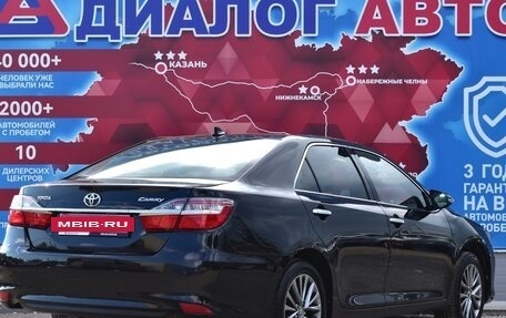 Toyota Camry, 2017 год, 2 300 000 рублей, 3 фотография