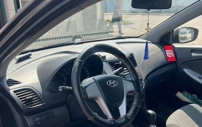 Hyundai Solaris II рестайлинг, 2011 год, 600 000 рублей, 1 фотография