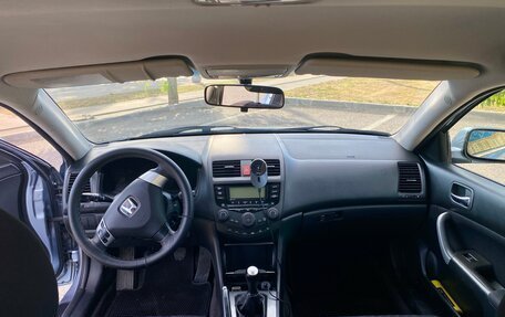 Honda Accord VII рестайлинг, 2004 год, 950 000 рублей, 8 фотография