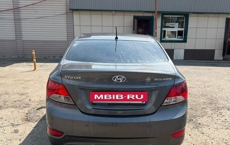 Hyundai Solaris II рестайлинг, 2011 год, 600 000 рублей, 2 фотография