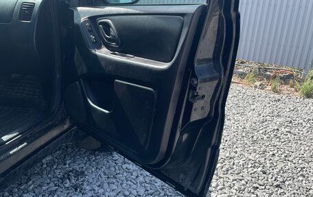 Ford Maverick, 2005 год, 750 000 рублей, 12 фотография