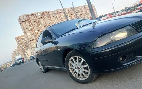 Mitsubishi Carisma I, 2002 год, 250 000 рублей, 2 фотография
