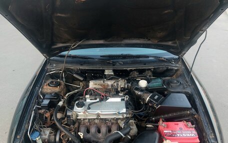 Mitsubishi Carisma I, 2002 год, 250 000 рублей, 8 фотография