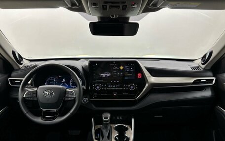 Toyota Highlander, 2025 год, 5 500 000 рублей, 17 фотография