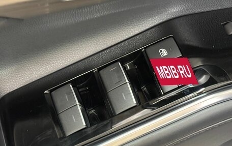 Toyota Highlander, 2025 год, 5 500 000 рублей, 16 фотография