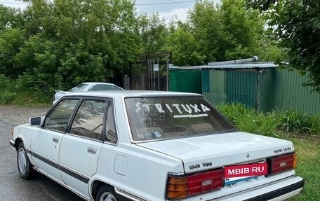 Toyota Vista, 1985 год, 70 000 рублей, 2 фотография