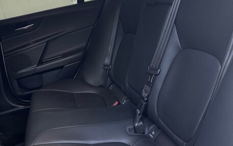 Jaguar XE I рестайлинг, 2016 год, 1 800 000 рублей, 9 фотография