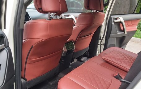 Toyota Land Cruiser Prado 150 рестайлинг 2, 2020 год, 6 100 000 рублей, 16 фотография