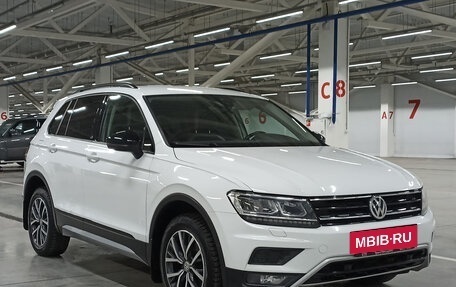 Volkswagen Tiguan II, 2019 год, 2 399 950 рублей, 7 фотография