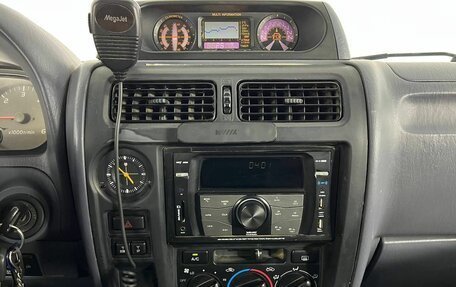 Toyota Land Cruiser Prado 90 рестайлинг, 2001 год, 820 000 рублей, 25 фотография