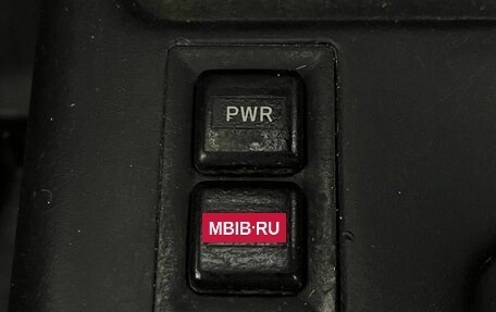 Toyota Land Cruiser Prado 90 рестайлинг, 2001 год, 820 000 рублей, 28 фотография