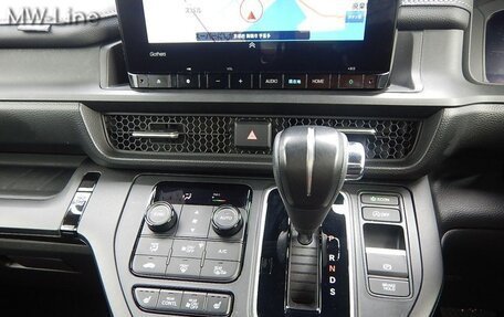Honda Stepwgn, 2022 год, 2 865 000 рублей, 10 фотография