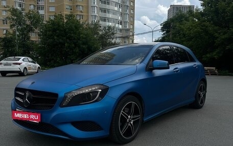 Mercedes-Benz A-Класс, 2013 год, 1 300 000 рублей, 2 фотография