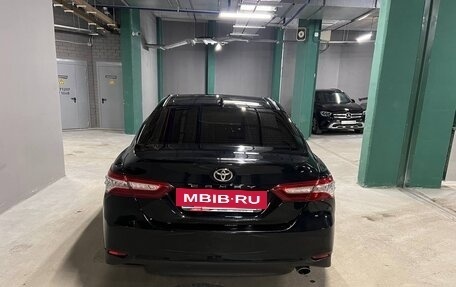 Toyota Camry, 2020 год, 2 900 000 рублей, 5 фотография