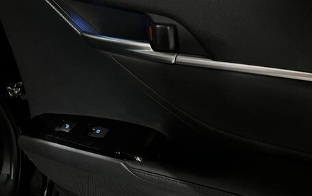Toyota Camry, 2020 год, 2 900 000 рублей, 19 фотография