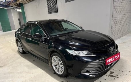 Toyota Camry, 2020 год, 2 900 000 рублей, 3 фотография