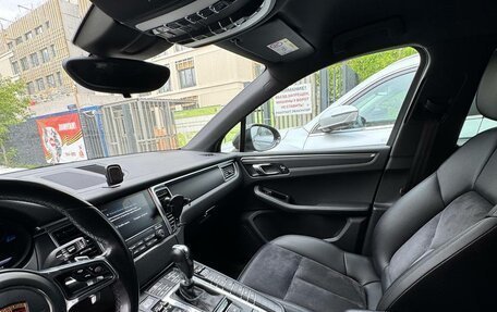 Porsche Macan I рестайлинг, 2017 год, 5 000 000 рублей, 3 фотография