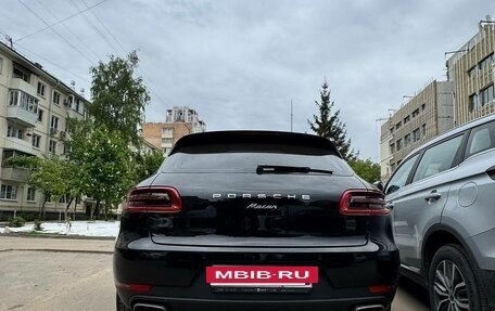 Porsche Macan I рестайлинг, 2017 год, 5 000 000 рублей, 4 фотография