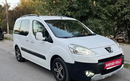 Peugeot Partner II рестайлинг 2, 2011 год, 1 050 000 рублей, 5 фотография