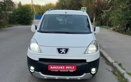 Peugeot Partner II рестайлинг 2, 2011 год, 1 050 000 рублей, 6 фотография