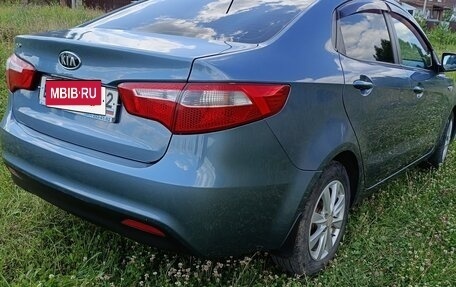KIA Rio III рестайлинг, 2012 год, 800 000 рублей, 4 фотография