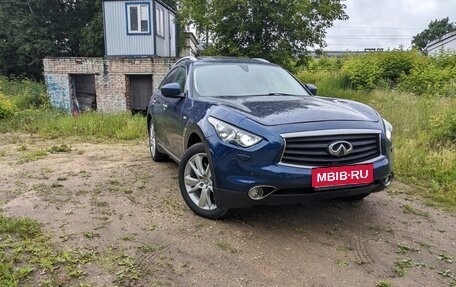 Infiniti FX II, 2012 год, 1 850 000 рублей, 2 фотография