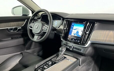 Volvo S90 II рестайлинг, 2021 год, 3 599 000 рублей, 14 фотография