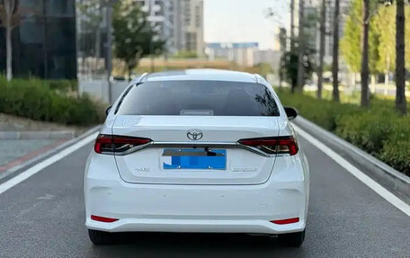 Toyota Corolla, 2021 год, 1 500 000 рублей, 5 фотография