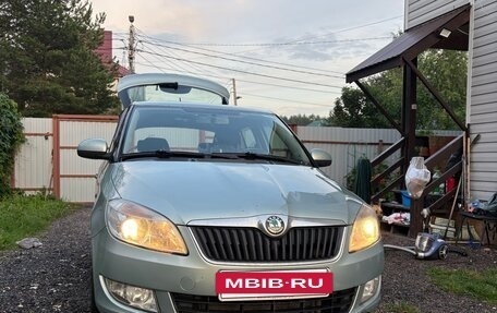 Skoda Fabia II, 2011 год, 750 000 рублей, 14 фотография