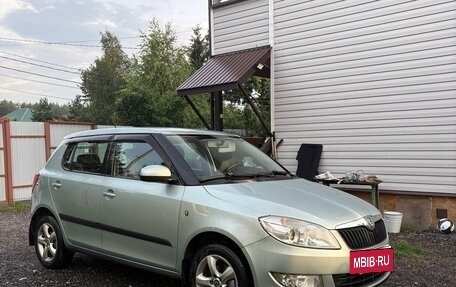 Skoda Fabia II, 2011 год, 750 000 рублей, 2 фотография