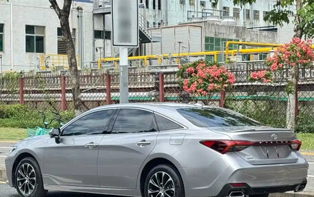 Toyota Avalon, 2022 год, 2 500 077 рублей, 2 фотография